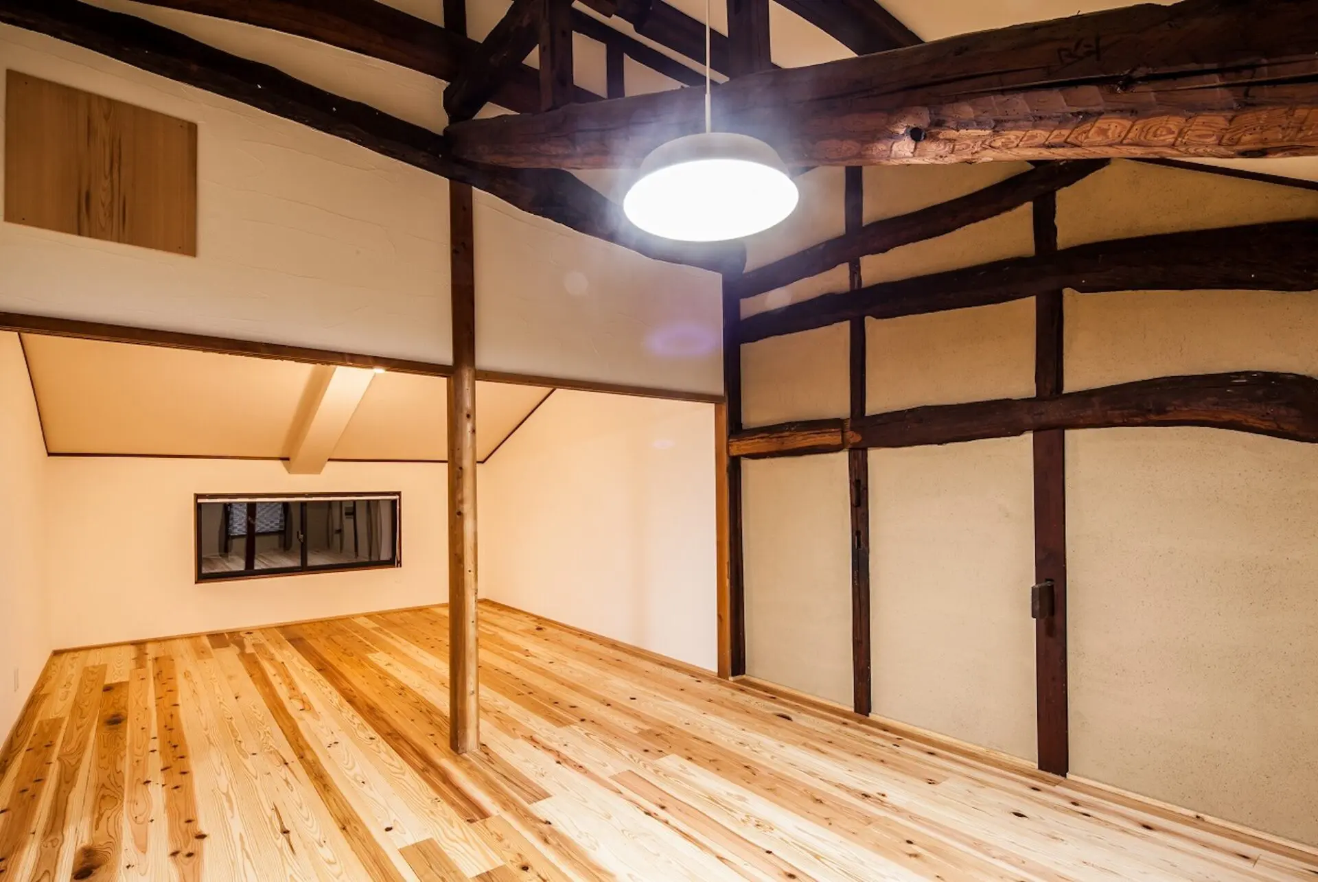 丸太 梁 見せ梁 柱 古材 荒材 古民家 リノベーション DIY 引き取り限定 丸太 梁 見せ梁 柱 古材 荒材 古民家 リノベーション DIY